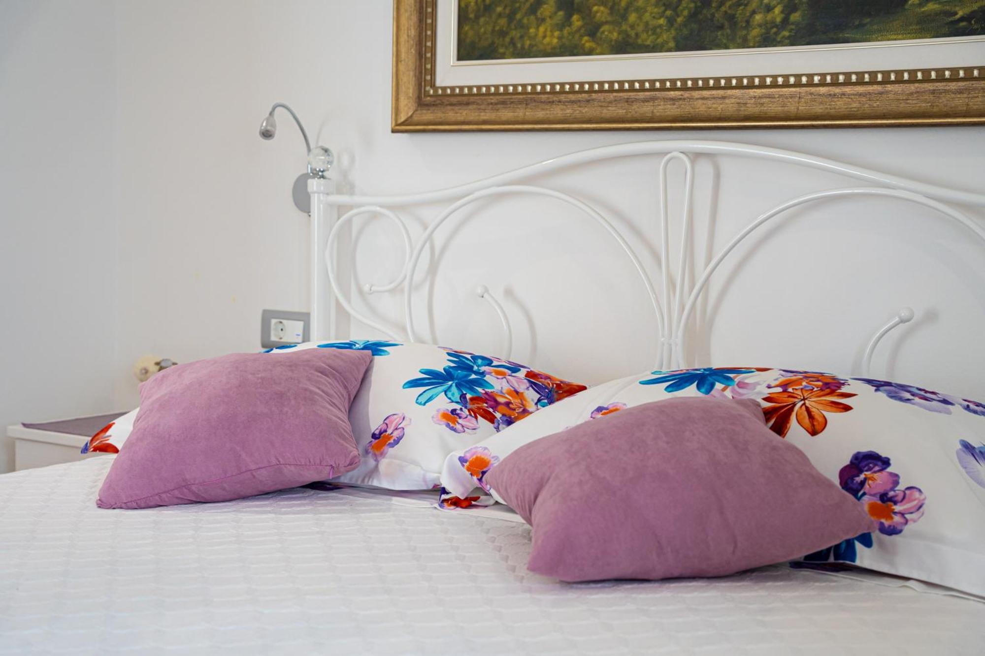 Holiday Home Belveder Motovun With Heated Pool Ливаде Экстерьер фото