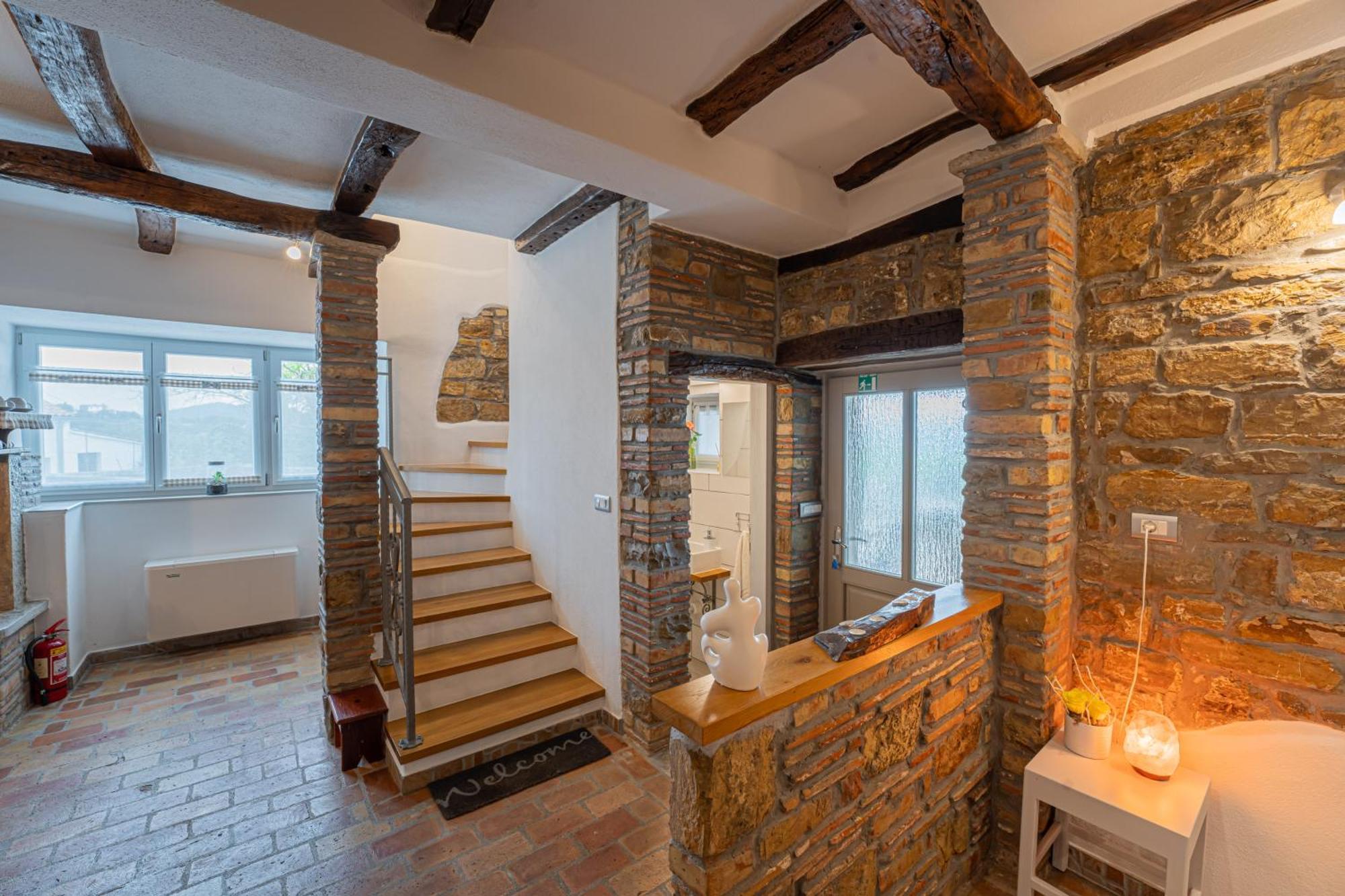 Holiday Home Belveder Motovun With Heated Pool Ливаде Экстерьер фото